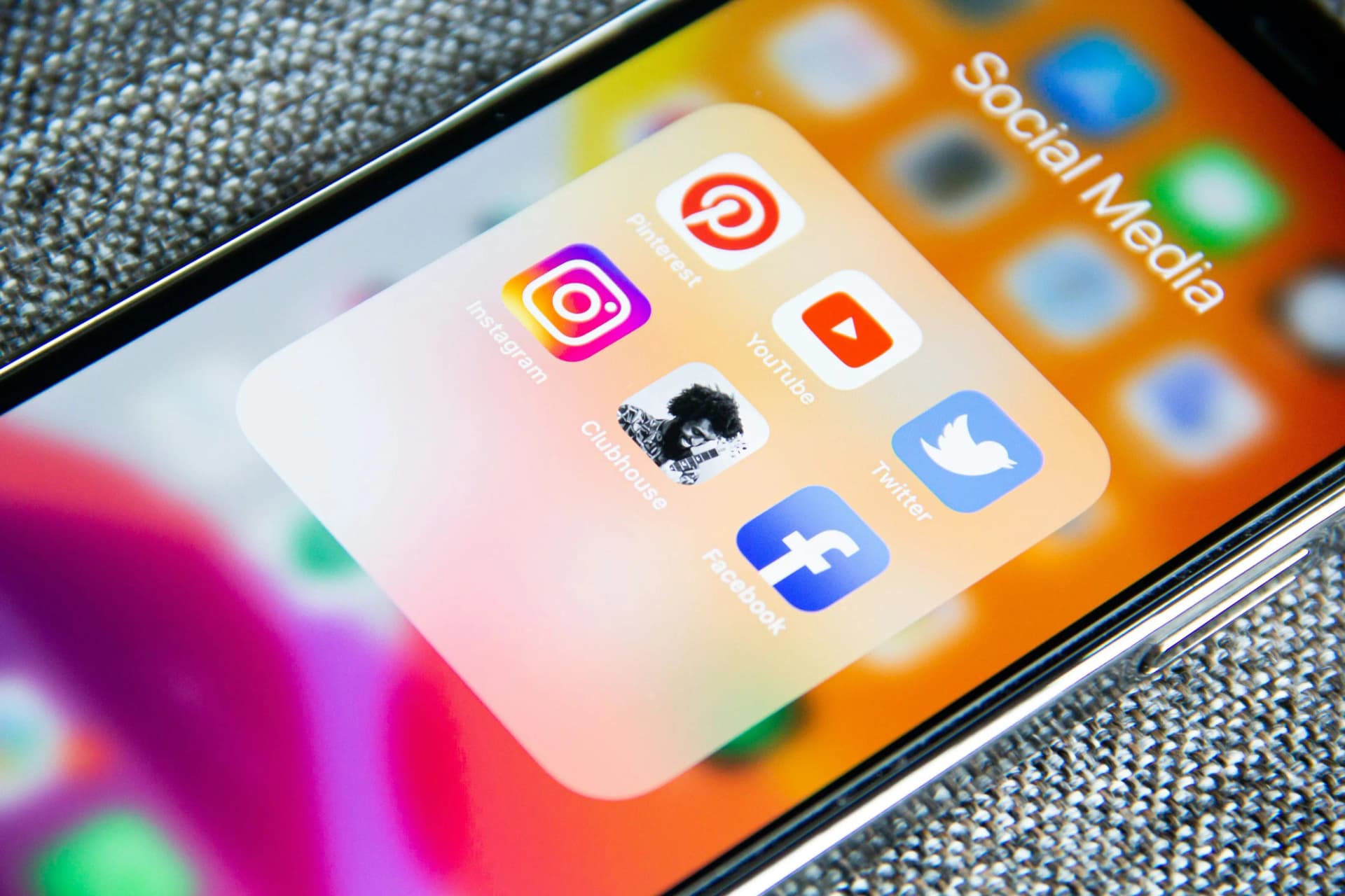 Wat is social listening en hoe werkt het?
