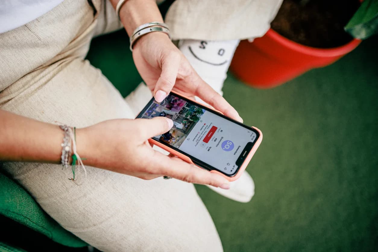 Wat is het verschil tussen webcare en community management?