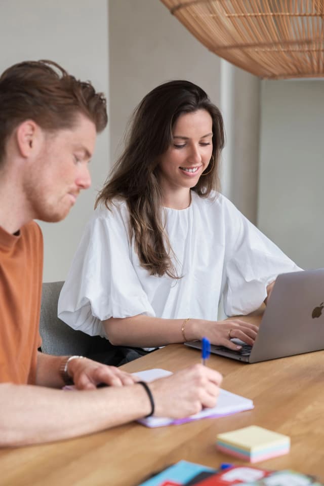 Data & Insights Specialist